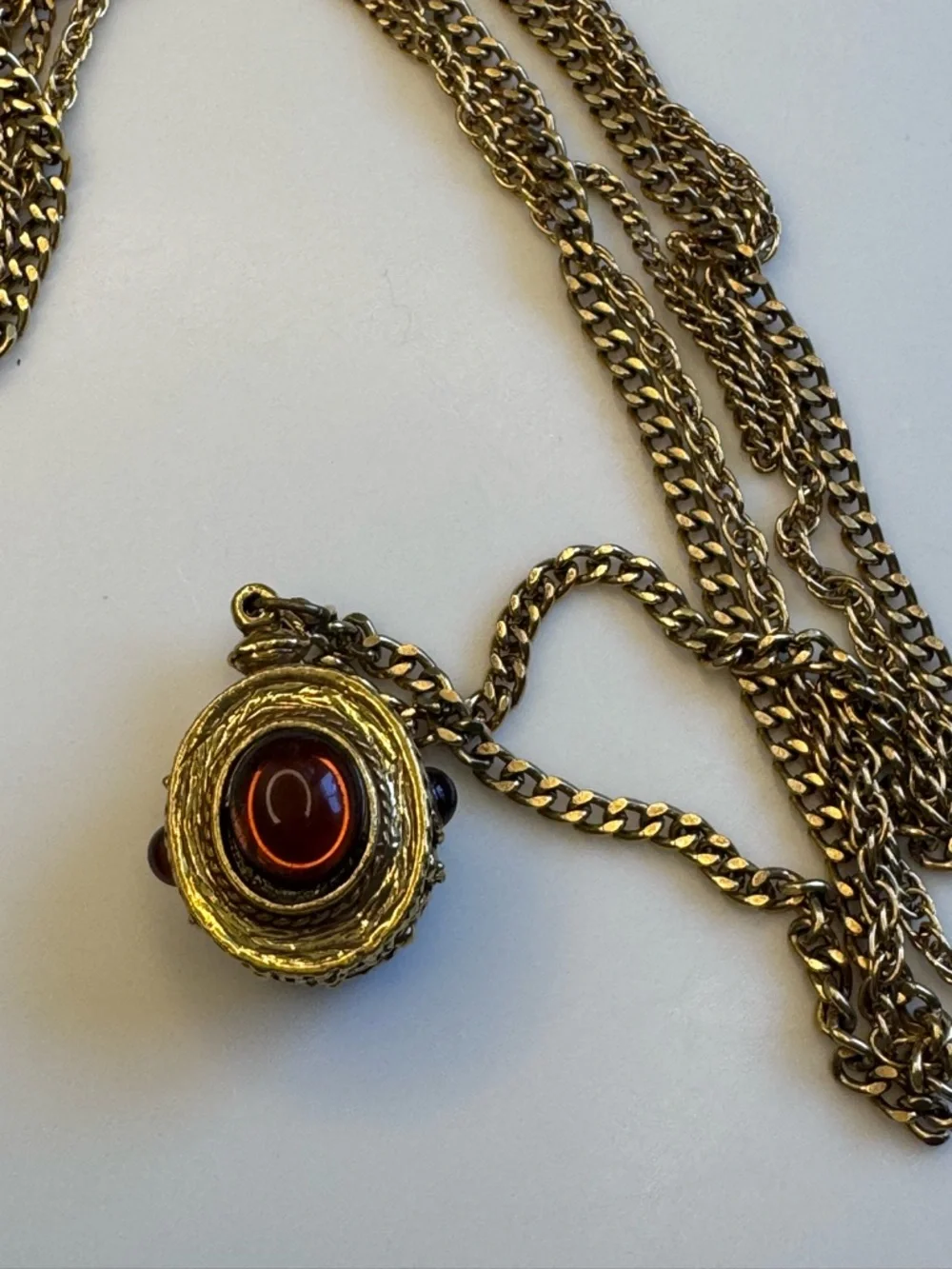 Goldette vintage Layered Gold-Tone Necklace with amber color Pendant